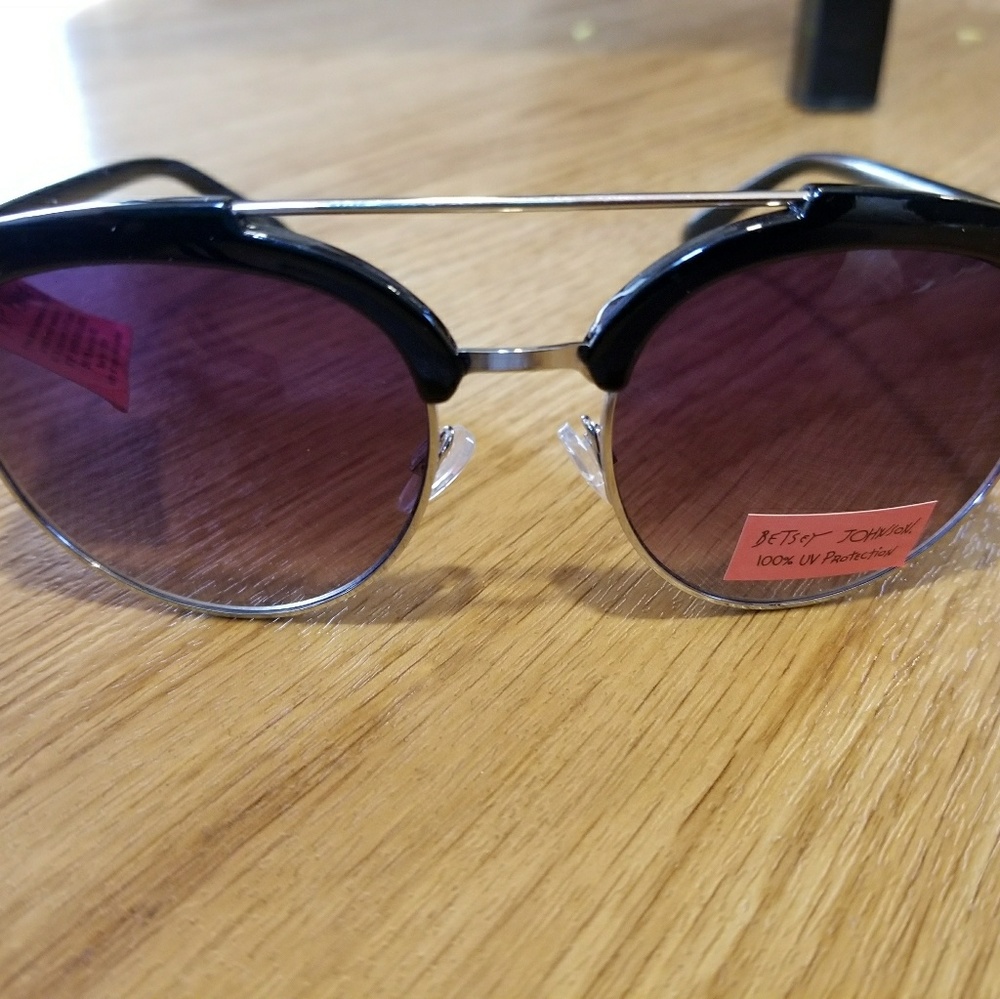 Betsy Johnson shades new